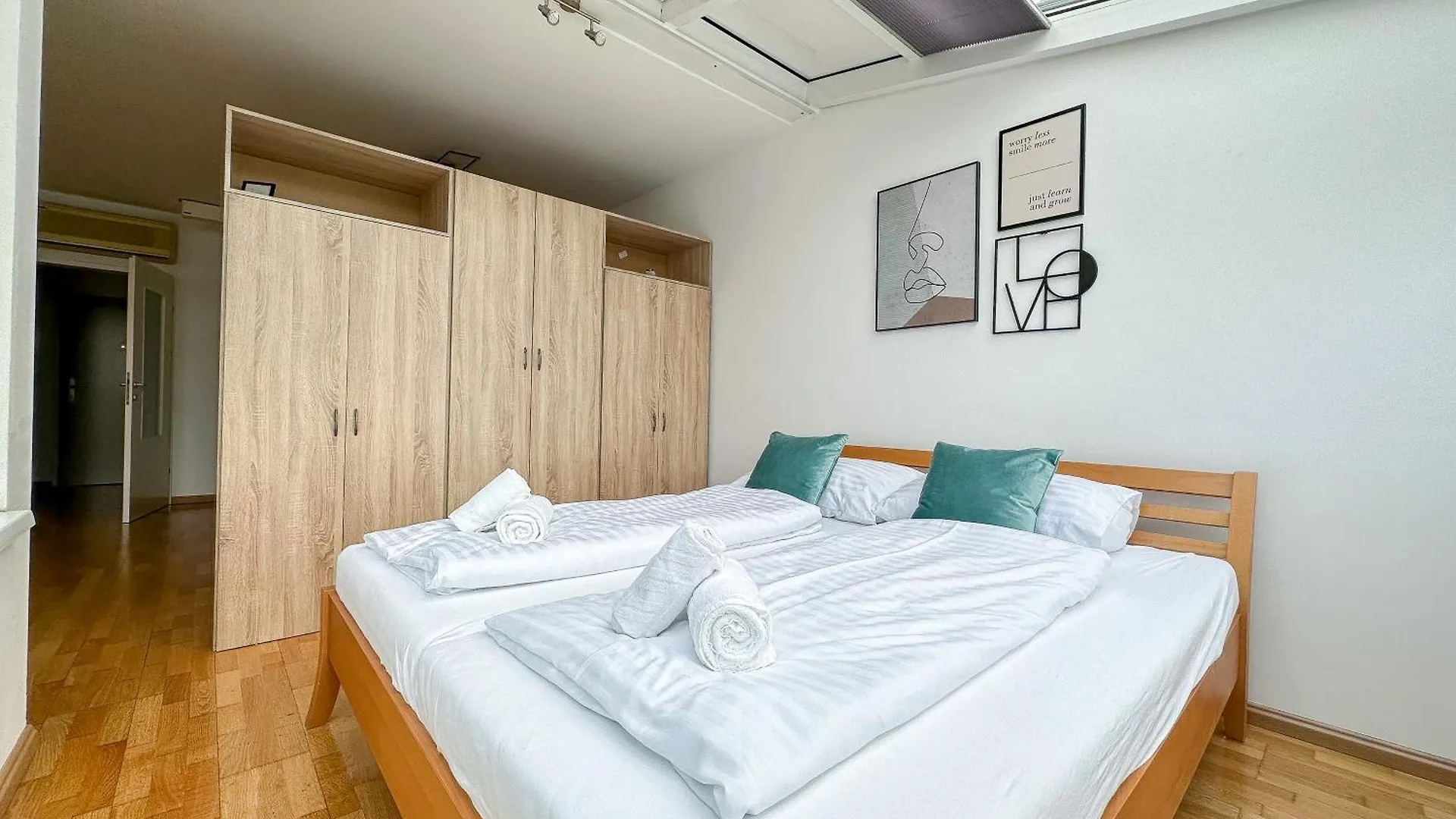 Διαμέρισμα Feelhome-Prater-Ausblick-Terrasse-6 Gaeste-Wifi-Smart Tv Βιέννη Αυστρία