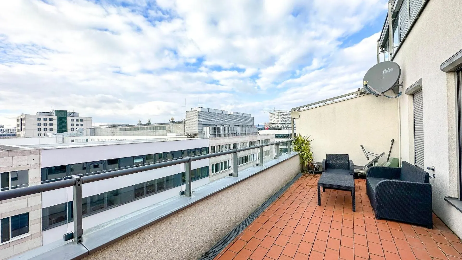 Feelhome-Prater-Ausblick-Terrasse-6 Gaeste-Wifi-Smart Tv Vienna Apartment